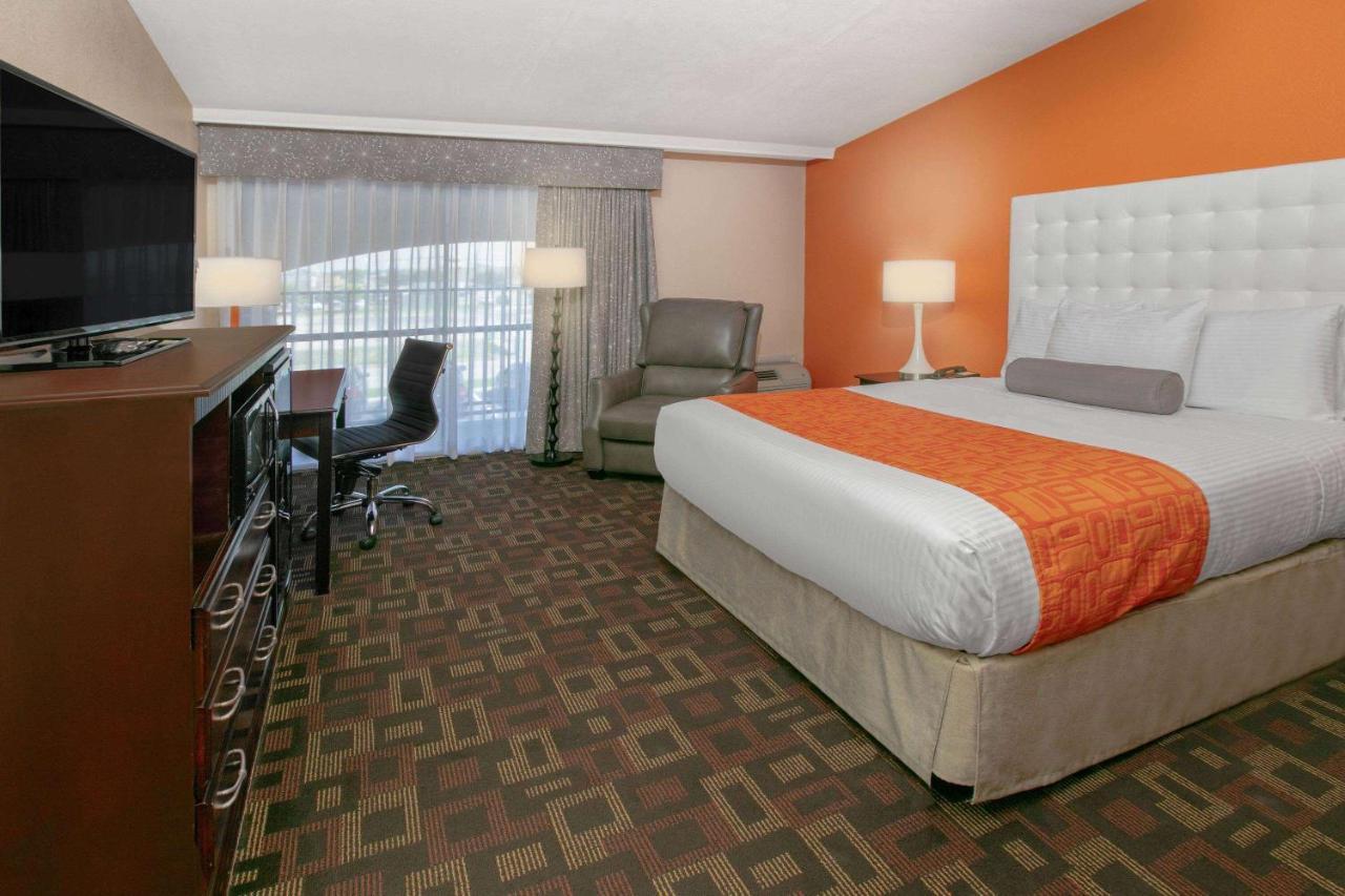 Howard Johnson By Wyndham Oklahoma City Okc Airport, Fairgrounds, I40 Eksteriør bilde